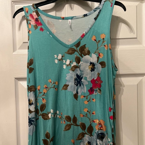 Floral Sleeveless Top - Teal - Picture 5 of 8